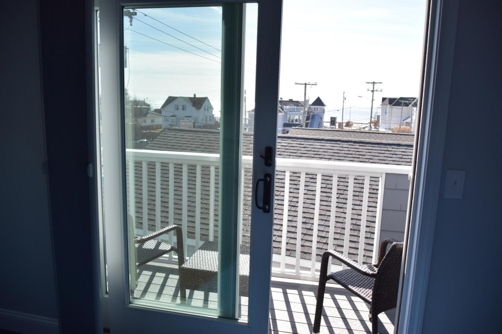 Rhea'S Inn By The Sea Middletown Exterior foto